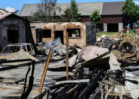 Rolnicy poszkodowani w pożarze w Nowej Białej otrzymają pomoc