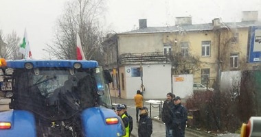 Rolnicy protestowali pod prokuraturą w Piotrkowie