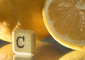 Stosowanie dużych dawek witaminy C w leczeniu chorób