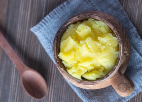 Masło klarowane - czym jest i jak zrobić je w domu?