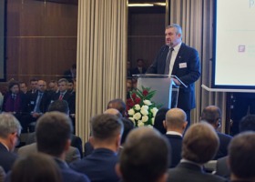 Minister Ardanowski na Polsko-Emirackim Forum Biznesu
