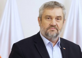 Minister Ardanowski w sprawie wynagrodzeń w instytucjach rolniczych: "Dość kłamstw"