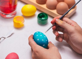 Skąd wzięła się tradycja malowania wielkanocnych jaj?