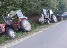 Dwa ciągniki w rowie... tragiczny finał koleżeńskiej pomocy