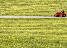 Maszyny rolnicze coraz częściej wykorzystywane w rolnictwie