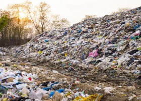 Nielegalny przywóz odpadów do Polski udaremniony