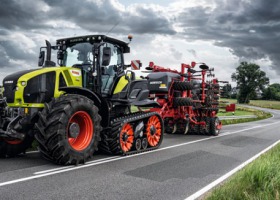 AXION 900 TERRA TRAC wchodzi na rynek z dwoma modelami