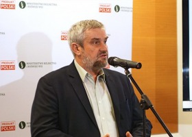 Minister Ardanowski odpowiada ekologom: „Nie jesteśmy wrogami świata”