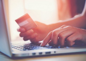 Kupił ciągnik przez internet i... został oszukany