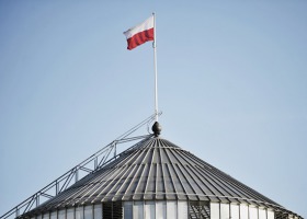 Senat o "piątce'' będzie obradował 13 października