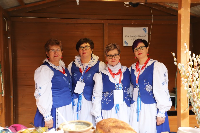 dzień kobiet na ludowo